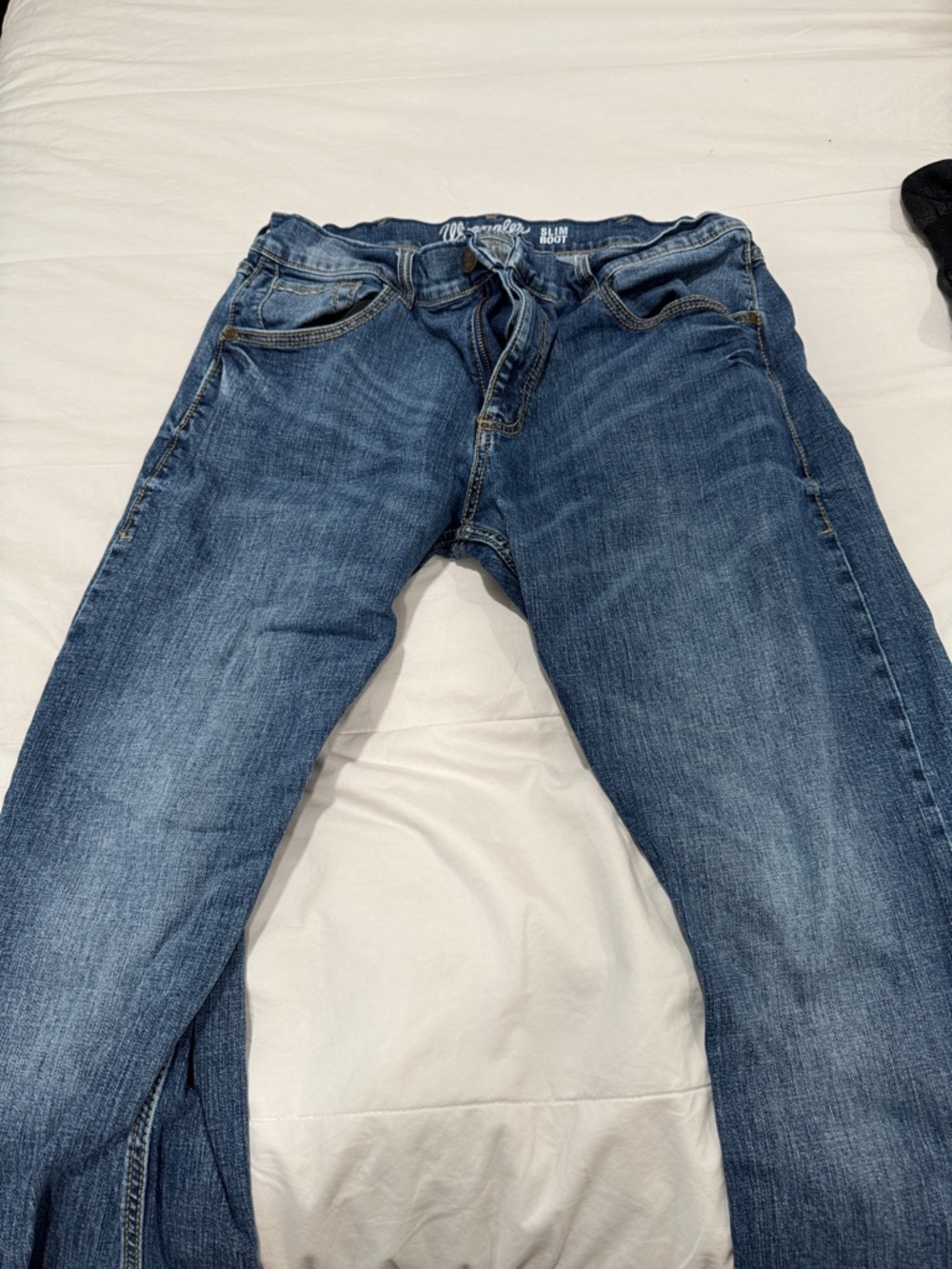 Wrangler Jeans Mens 34 X 30 Blue Slim Boot Medium Wash Cotton Western Cowboy